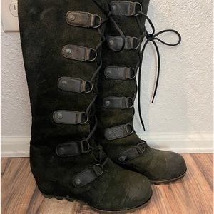 Sorel Dark Green Lace-Up Heeled Boots